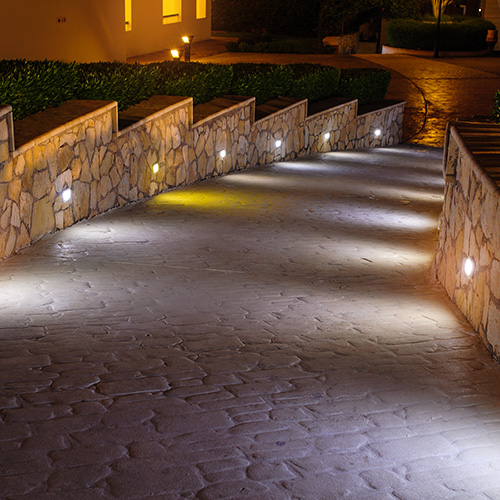 lighting-cat-_0000_steplight